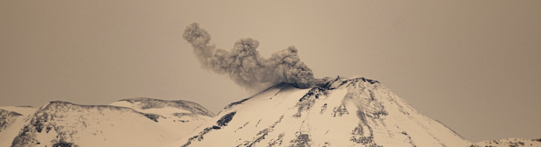 25 Aout 2020. FR . Argentine / Chili : Nevados de Chillan , Indonésie : Sinabung , Equateur : Sangay , Pérou : Sabancaya , Pérou : Ubinas . 25 Aout 2020. FR . Argentine / Chili : Nevados de Chillan , Indonésie : Sinabung , Equateur : Sangay , Pérou : Sabancaya , Pérou : Ubinas .
