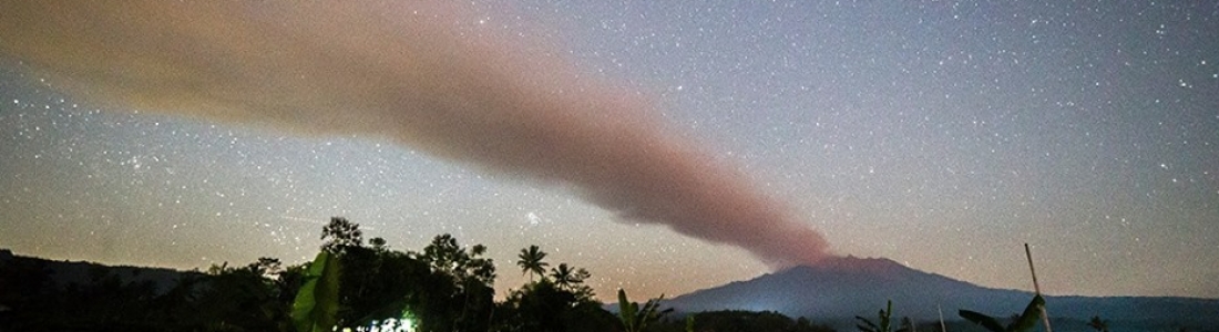 29/07/2015. Français . Meakandake , Nevado Del Ruiz , Raung . 29/07/2015. Français . Meakandake , Nevado Del Ruiz , Raung .