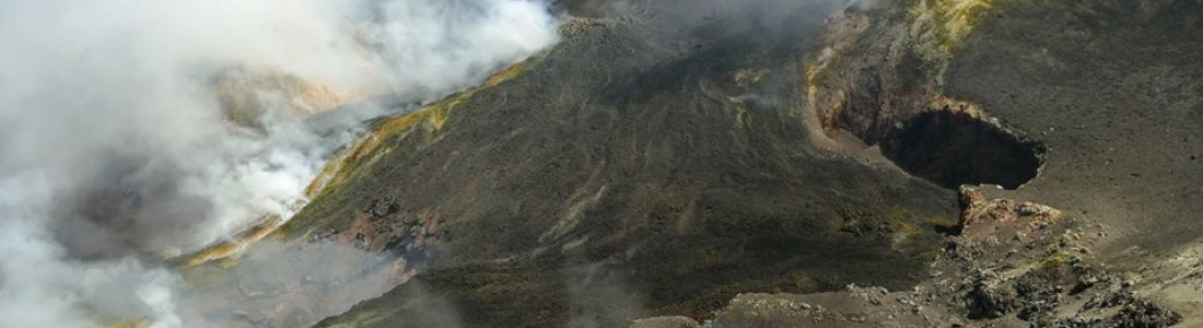 12 Aout 2020. FR. Italie / Sicile : Etna , Italie : Stromboli , Colombie : Nevado del Ruiz , Mexique : Popocatepetl . 12 Aout 2020. FR. Italie / Sicile : Etna , Italie : Stromboli , Colombie : Nevado del Ruiz , Mexique : Popocatepetl .