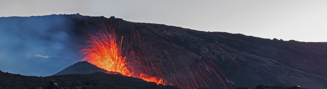 01/09/2015. Français . Piton de la Fournaise , Colima , Katmai . 01/09/2015. Français . Piton de la Fournaise , Colima , Katmai .