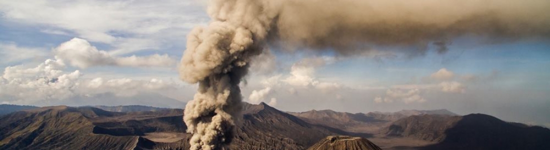 13/12/2015. FR. Bromo , White Island , Masaya . 13/12/2015. FR. Bromo , White Island , Masaya .