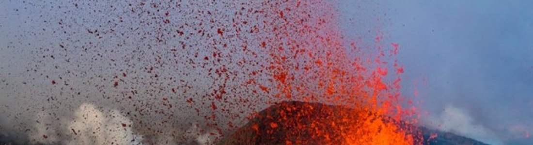 17/06/2016. FR. Bulusan , Piton de la Fournaise , Kilauea . 17/06/2016. FR. Bulusan , Piton de la Fournaise , Kilauea .