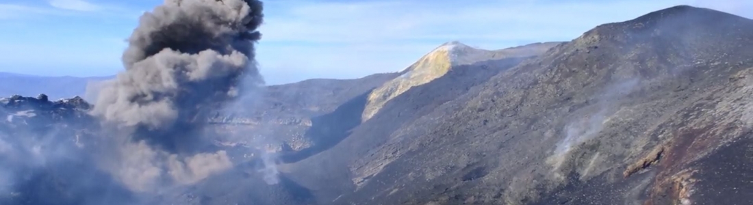 10 Février 2021 . FR . Italie / Sicile : Etna , Italie : Stromboli , Indonésie : Raung , Colombie : Nevado del Ruiz , Guatemala : Pacaya . 10 Février 2021 . FR . Italie / Sicile : Etna , Italie : Stromboli , Indonésie : Raung , Colombie : Nevado del Ruiz , Guatemala : Pacaya .