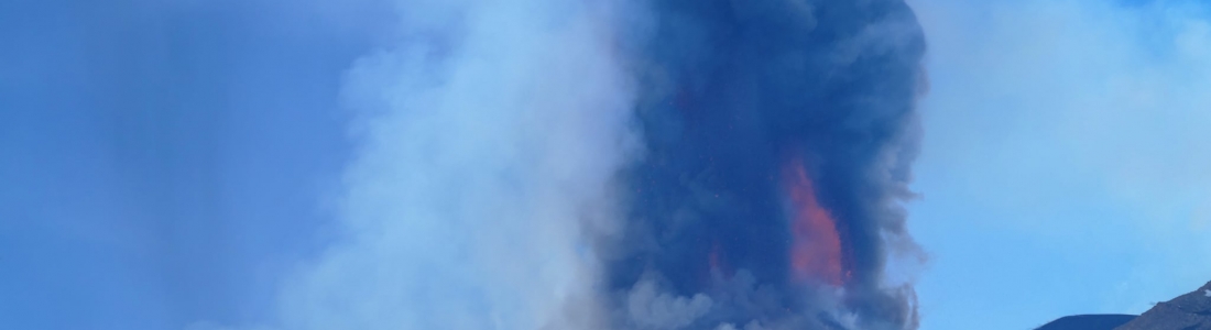 March 03 , 2021. EN . Italy / Sicily : Etna , La Reunion : Piton de la Fournaise , Indonesia : Sinabung , United States : Mount Hood . March 03 , 2021. EN . Italy / Sicily : Etna , La Reunion : Piton de la Fournaise , Indonesia : Sinabung , United States : Mount Hood .