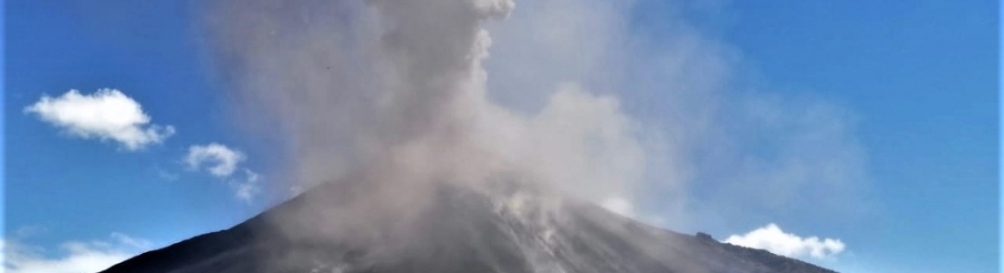06 Mars 2021 . FR . Islande : Péninsule de Reykjanes , Italie / Sicile : Etna , Guatemala : Pacaya , Hawaii : Kilauea . 06 Mars 2021 . FR . Islande : Péninsule de Reykjanes , Italie / Sicile : Etna , Guatemala : Pacaya , Hawaii : Kilauea .