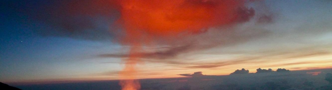 21/02/2017. FR. Ubinas , Planchon Peteroa , Piton de la Fournaise , Fuego . 21/02/2017. FR. Ubinas , Planchon Peteroa , Piton de la Fournaise , Fuego .