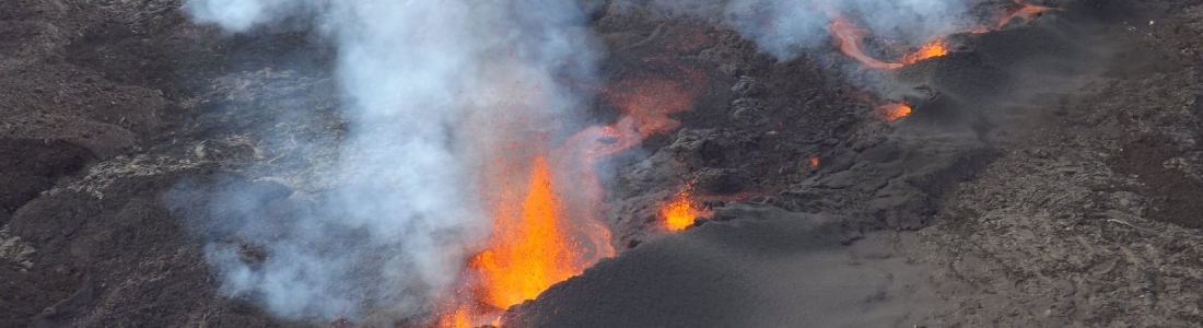 April 10, 2021. EN. Saint Vincent : Soufrière Saint Vincent , La Reunion : Piton de la Fournaise , Chile : Nevados of Chillan , Indonesia : Sinabung . April 10, 2021. EN. Saint Vincent : Soufrière Saint Vincent , La Reunion : Piton de la Fournaise , Chile : Nevados of Chillan , Indonesia : Sinabung .