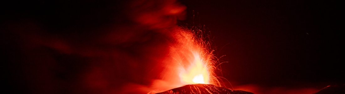 20 Juin 2021. FR. Italie / Sicile : Etna , Italie : Stromboli , Indonésie : Ili Lewotolok , Hawaii : Mauna Loa , Mexique : Popocatepetl . 20 Juin 2021. FR. Italie / Sicile : Etna , Italie : Stromboli , Indonésie : Ili Lewotolok , Hawaii : Mauna Loa , Mexique : Popocatepetl .