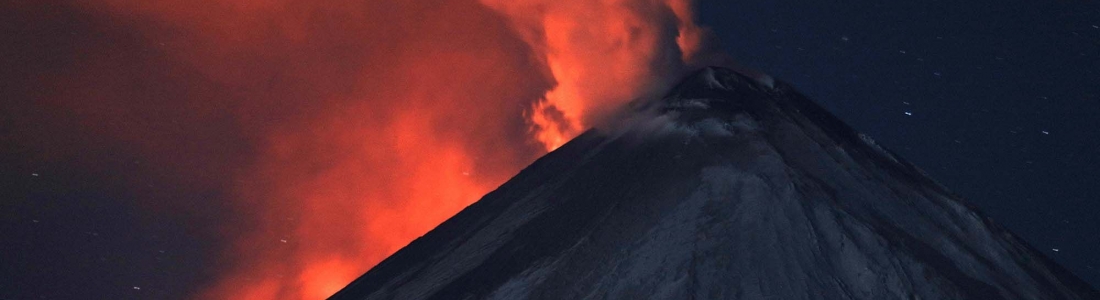 11/10/2016. FR. Etna , Nevado Del Ruiz , Klyuchevskoy , Villarica . 11/10/2016. FR. Etna , Nevado Del Ruiz , Klyuchevskoy , Villarica .