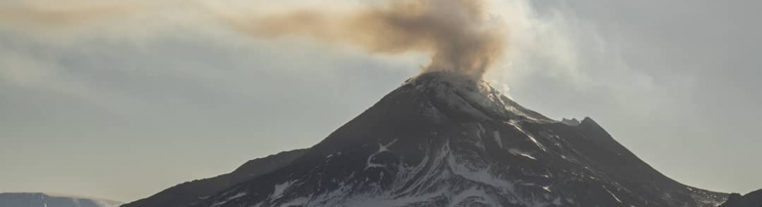 December 14, 2019. EN. Japan : Asosan , New Zealand : White Island , Alaska : Shishaldin , Indonesia : Merapi , Kamchatka : Bezymianny . December 14, 2019. EN. Japan : Asosan , New Zealand : White Island , Alaska : Shishaldin , Indonesia : Merapi , Kamchatka : Bezymianny .