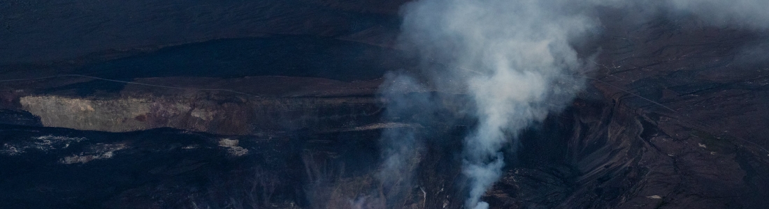 October 04 , 2021. EN. Spain / La Palma : Cumbre Vieja , Hawaii : Kilauea , Alaska : Great Sitkin , Ecuador : Reventador , Guatemala : Santiaguito . October 04 , 2021. EN. Spain / La Palma : Cumbre Vieja , Hawaii : Kilauea , Alaska : Great Sitkin , Ecuador : Reventador , Guatemala : Santiaguito .