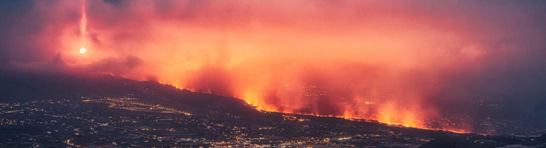 20 Octobre 2021. FR. La Réunion : Piton de la Fournaise , Hawaii : Kilauea , Espagne / La Palma : Cumbre Vieja , Italie / Sicile : Etna , Kamchatka : Karymsky , Guatemala : Fuego , Japon : Aso . 20 Octobre 2021. FR. La Réunion : Piton de la Fournaise , Hawaii : Kilauea , Espagne / La Palma : Cumbre Vieja , Italie / Sicile : Etna , Kamchatka : Karymsky , Guatemala : Fuego , Japon : Aso .