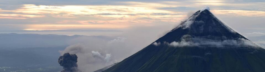 21 Janvier 2018. FR. Mayon , Kilauea , Turrialba , Poas , Pacaya . 21 Janvier 2018. FR. Mayon , Kilauea , Turrialba , Poas , Pacaya .