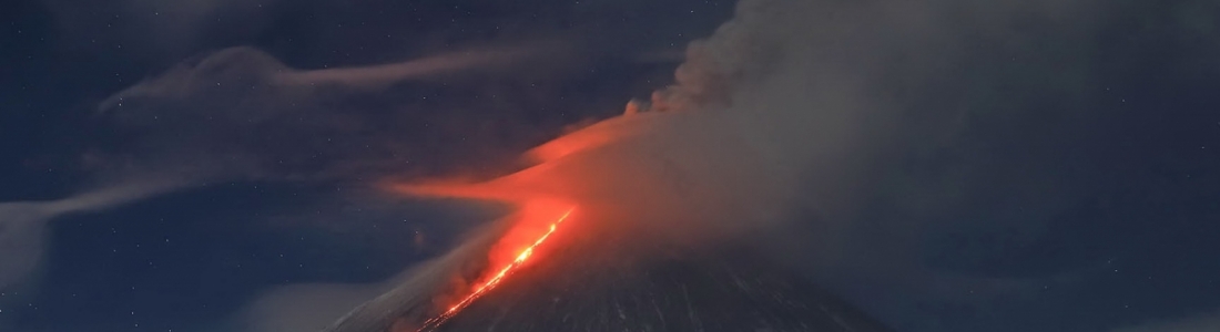 22 Janvier 2021 . FR . Kamchatka : Klyuchevskoy , Hawaii : Kilauea , Equateur : Reventador , Indonésie : Raung . 22 Janvier 2021 . FR . Kamchatka : Klyuchevskoy , Hawaii : Kilauea , Equateur : Reventador , Indonésie : Raung .