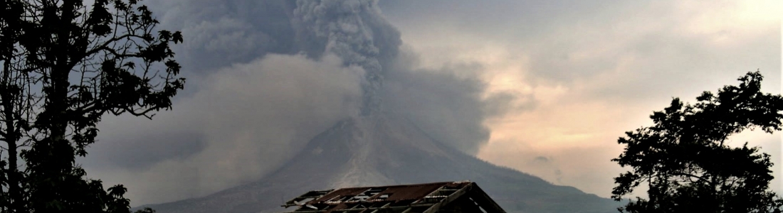 12 Avril 2018. FR. Cumbal , Ambae , Shinmoedake , Piton de la Fournaise , Sinabung . 12 Avril 2018. FR. Cumbal , Ambae , Shinmoedake , Piton de la Fournaise , Sinabung .