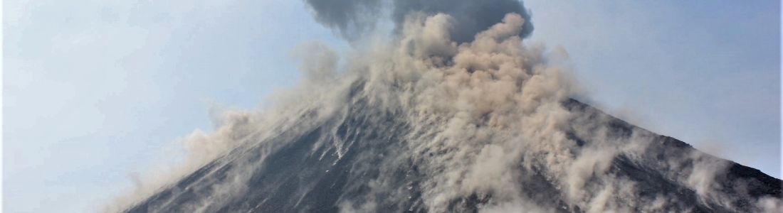 25 Juillet 2018. Fr. Italie / Sicile : Etna , Hawai : Kilauea , Colombie : Galeras , Indonésie : Anak Krakatau , Indonésie : Agung . 25 Juillet 2018. Fr. Italie / Sicile : Etna , Hawai : Kilauea , Colombie : Galeras , Indonésie : Anak Krakatau , Indonésie : Agung .