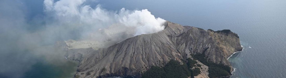 June 11, 2021. EN. Italy : Stromboli , New Zealand : White Island , Italy / Sicily : Etna , Indonesia : Ili Lewotolok , Iceland : Geldingadalur / Fagradalsfjall . June 11, 2021. EN. Italy : Stromboli , New Zealand : White Island , Italy / Sicily : Etna , Indonesia : Ili Lewotolok , Iceland : Geldingadalur / Fagradalsfjall .