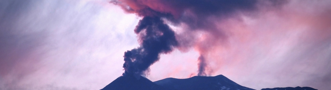 20 Octobre 2018. FR. Italie / Sicile : Etna , Un flanc de l’Etna se déplace latéralement. Nous faisons le point. 20 Octobre 2018. FR. Italie / Sicile : Etna , Un flanc de l’Etna se déplace latéralement. Nous faisons le point.