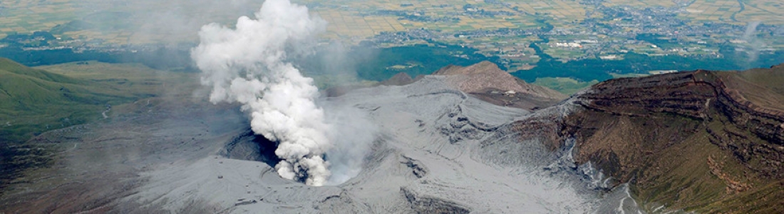 01 Mars 2018. FR. Mayon , Asosan , Cumbal , Kadovar , Semeru . 01 Mars 2018. FR. Mayon , Asosan , Cumbal , Kadovar , Semeru .