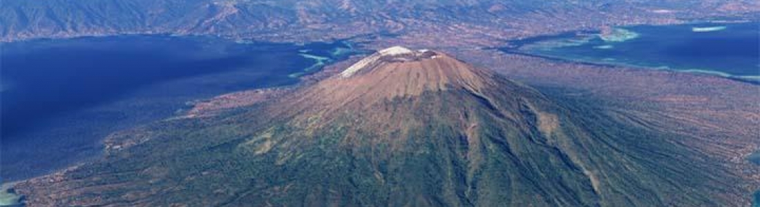 January 03 , 2019. EN. Indonesia : Lewotolok , Colombia : Chiles / Cerro Negro , Peru : Sabancaya , Hawaii : Kilauea , Costa Rica : Poas / Rincon de la Vieja / Turrialba . January 03 , 2019. EN. Indonesia : Lewotolok , Colombia : Chiles / Cerro Negro , Peru : Sabancaya , Hawaii : Kilauea , Costa Rica : Poas / Rincon de la Vieja / Turrialba .