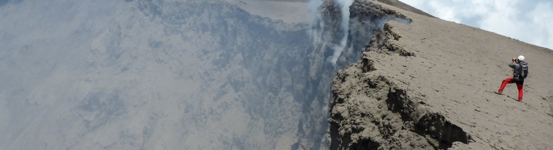 04 Septembre 2019. FR. Pérou : Sabancaya , Italie / Sicile : Etna , Etats – Unis : Yellowstone , Indonésie : Tangkuban Parahu , Colombie : Chiles / Cerro Negro . 04 Septembre 2019. FR. Pérou : Sabancaya , Italie / Sicile : Etna , Etats – Unis : Yellowstone , Indonésie : Tangkuban Parahu , Colombie : Chiles / Cerro Negro .