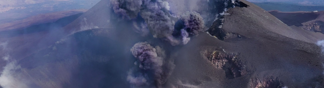 11 Octobre 2019. FR. Italie / Sicile : Etna , Hawaii : Mauna Loa , Colombie : Nevado del Ruiz , Mexique : Popocatepetl . 11 Octobre 2019. FR. Italie / Sicile : Etna , Hawaii : Mauna Loa , Colombie : Nevado del Ruiz , Mexique : Popocatepetl .
