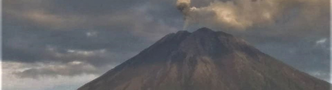 02 Fevrier 2020. FR. La Réunion : Piton de la Fournaise , Philippines : Taal , Indonésie : Semeru , Etats-Unis : Yellowstone . 02 Fevrier 2020. FR. La Réunion : Piton de la Fournaise , Philippines : Taal , Indonésie : Semeru , Etats-Unis : Yellowstone .