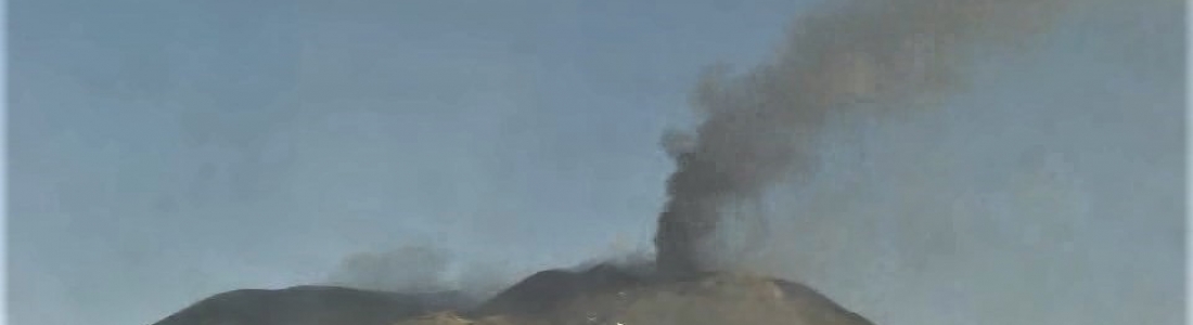 19 Avril 2020. FR. Italie / Sicile : Etna . 19 Avril 2020. FR. Italie / Sicile : Etna .