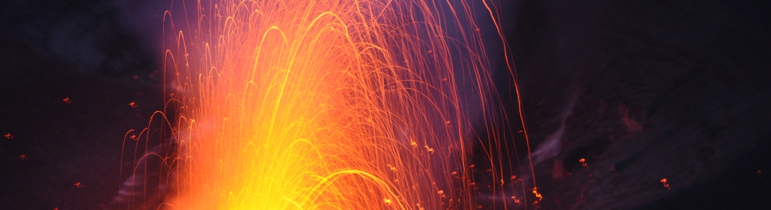 24/10/2015. FR. Kilauea , Yasur , Santiaguito. 24/10/2015. FR. Kilauea , Yasur , Santiaguito.
