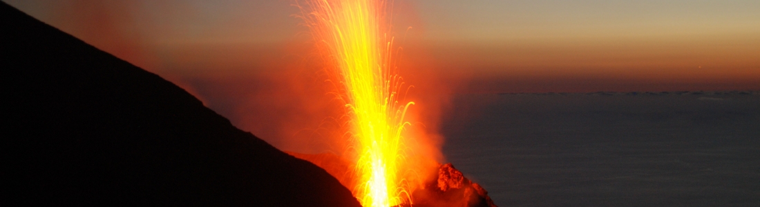 16 Décembre 2017. FR . Stromboli , Ruapehu , Agung , Cumbal , Dukono . 16 Décembre 2017. FR . Stromboli , Ruapehu , Agung , Cumbal , Dukono .