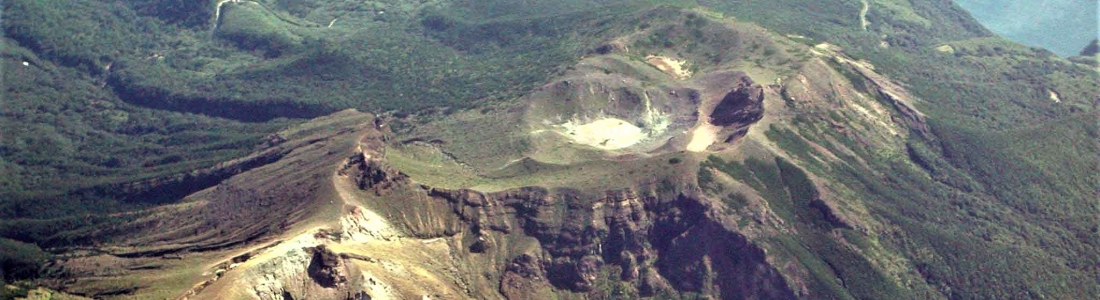 24 Octobre 2018. FR . Islande : Bárðarbunga , Japon : Kuchinoerabu-jima , Colombie : Nevado del Ruiz , La Réunion : Piton de la Fournaise , Indonésie : Sangeang Api . 24 Octobre 2018. FR . Islande : Bárðarbunga , Japon : Kuchinoerabu-jima , Colombie : Nevado del Ruiz , La Réunion : Piton de la Fournaise , Indonésie : Sangeang Api .