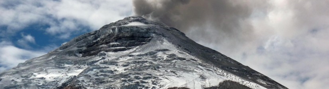 09/11/2015. FR . Etna , Rinjani, Cotopaxi . 09/11/2015. FR . Etna , Rinjani, Cotopaxi .