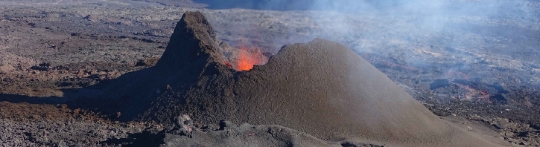 September 22 , 2018. EN. Mexico : Popocatepetl , La Réunion : Piton de la Fournaise , Indonésia : Merapi , Alaska : Veniaminof , Indonesia : Anak Krakatau . September 22 , 2018. EN. Mexico : Popocatepetl , La Réunion : Piton de la Fournaise , Indonésia : Merapi , Alaska : Veniaminof , Indonesia : Anak Krakatau .