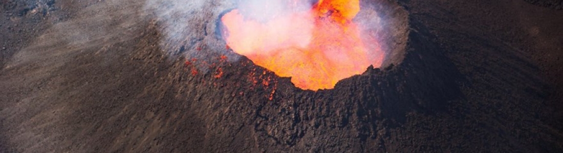 October 31, 2015. EN. Láscar, Piton de la Fournaise , Bulusan . October 31, 2015. EN. Láscar, Piton de la Fournaise , Bulusan .