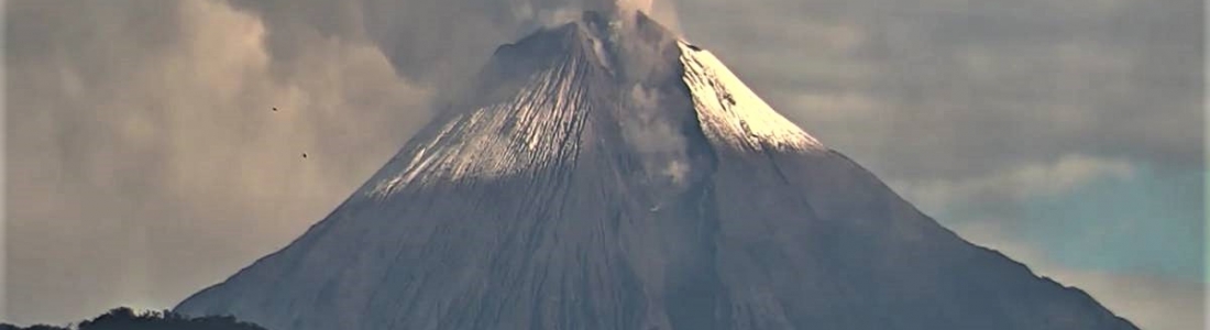 October 06 ,2020. EN. La Réunion : Piton de la Fournaise , Peru : Sabancaya , Costa Rica : Rincon de la Vieja , Ecuador : Sangay . October 06 ,2020. EN. La Réunion : Piton de la Fournaise , Peru : Sabancaya , Costa Rica : Rincon de la Vieja , Ecuador : Sangay .
