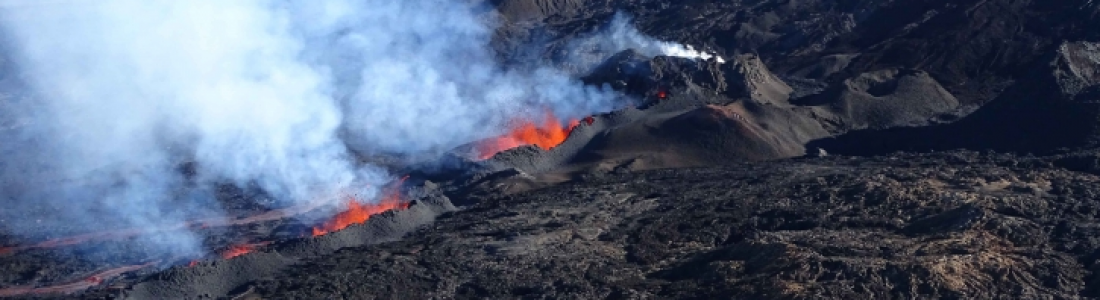 April 28 , 2018. EN. Piton de la Fournaise , Update 9h30. April 28 , 2018. EN. Piton de la Fournaise , Update 9h30.