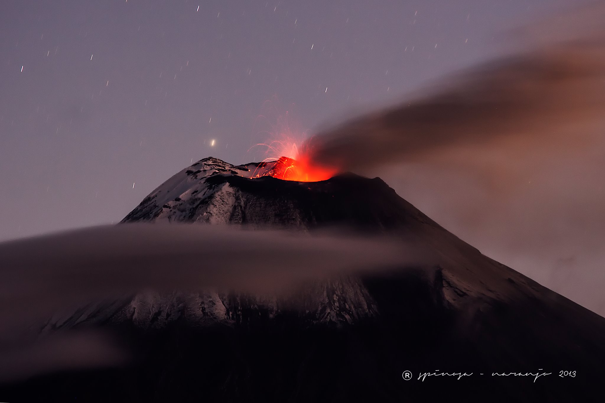 Lire la suite à propos de l’article August 02 , 2018. EN.  Ecuador : Reventador , United States : Yellowstone , Indonesia : Dukono , Hawai : Kilauea , INGV Vulcani : the fuel of the eruptions.