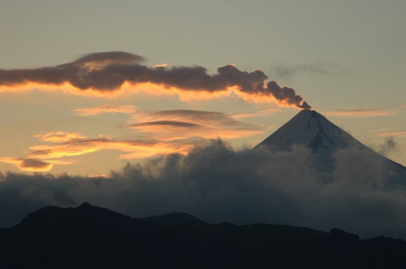 You are currently viewing 16 Septembre 2023. FR. Alaska : Shishaldin , Hawaii : Kilauea , Indonésie : Merapi , Indonésie : Ili Lewotolok , Chili : Villarica .