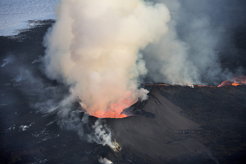 09/04/2016. FR. Bárðarbunga , Fuego , Ticsani , Popocatepetl . 09/04/2016. FR. Bárðarbunga , Fuego , Ticsani , Popocatepetl .