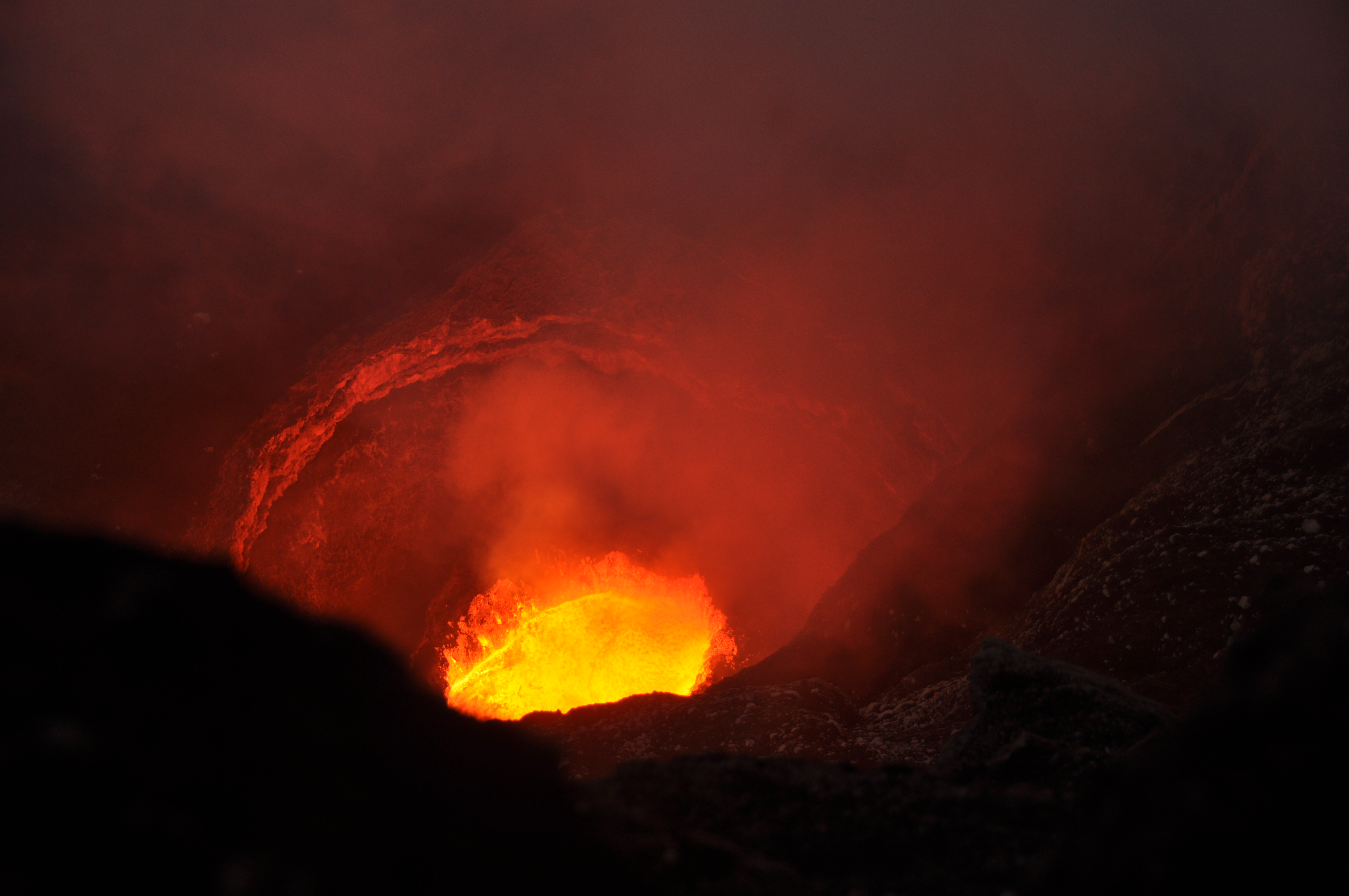 April 26, 2024. EN. Italy / Sicily : Etna , Indonesia : Dukono ...