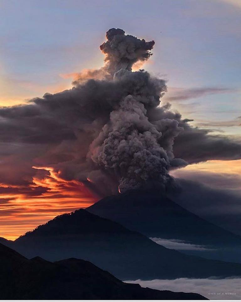 27 Novembre 2017. FR. Agung , Fuego , Kanlaon , Popocatepetl .