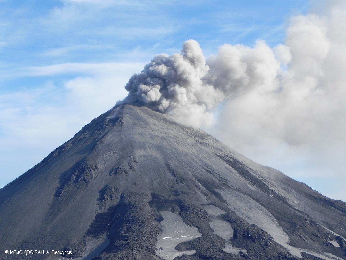 Lire la suite à propos de l’article August 14, 2019. EN. La Reunion : Piton de la Fournaise , Kamchatka : Karymsky , Colombia : Chiles / Cerro Negro , Peru : Sabancaya , Hawaii : Kilauea .