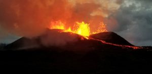 Lire la suite à propos de l’article June 12 , 2018. EN.  Hawai : Kilauea / Pu’u ‘Ō’ō ,  Guatemala : Fuego , Aleutians Islands : Great Sitkin , Mexico : Popocatepetl .