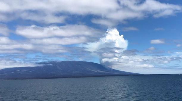 17 Juin 2018. FR. Hawai : Pu’u ‘Ō’ō / Kilauea , Japon : Sakurajima , Equateur / Galapagos : Fernandina , Mexique : Popocatepetl.