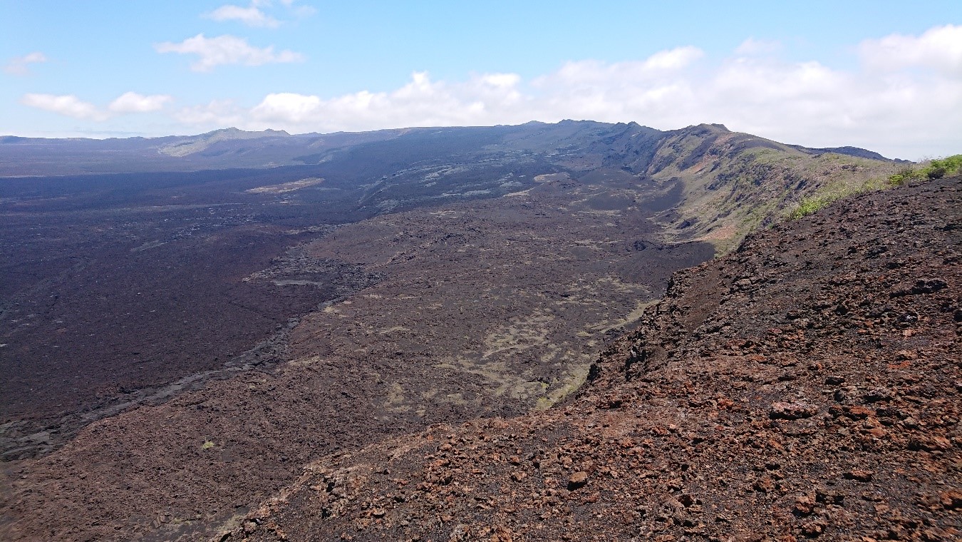 Lire la suite à propos de l’article October 12 , 2018. EN.  La Réunion : Piton de la Fournaise , Colombia : Nevado del Ruiz , Papua New Guinea : Manam , Ecuador / Galapagos : Sierra Negra .