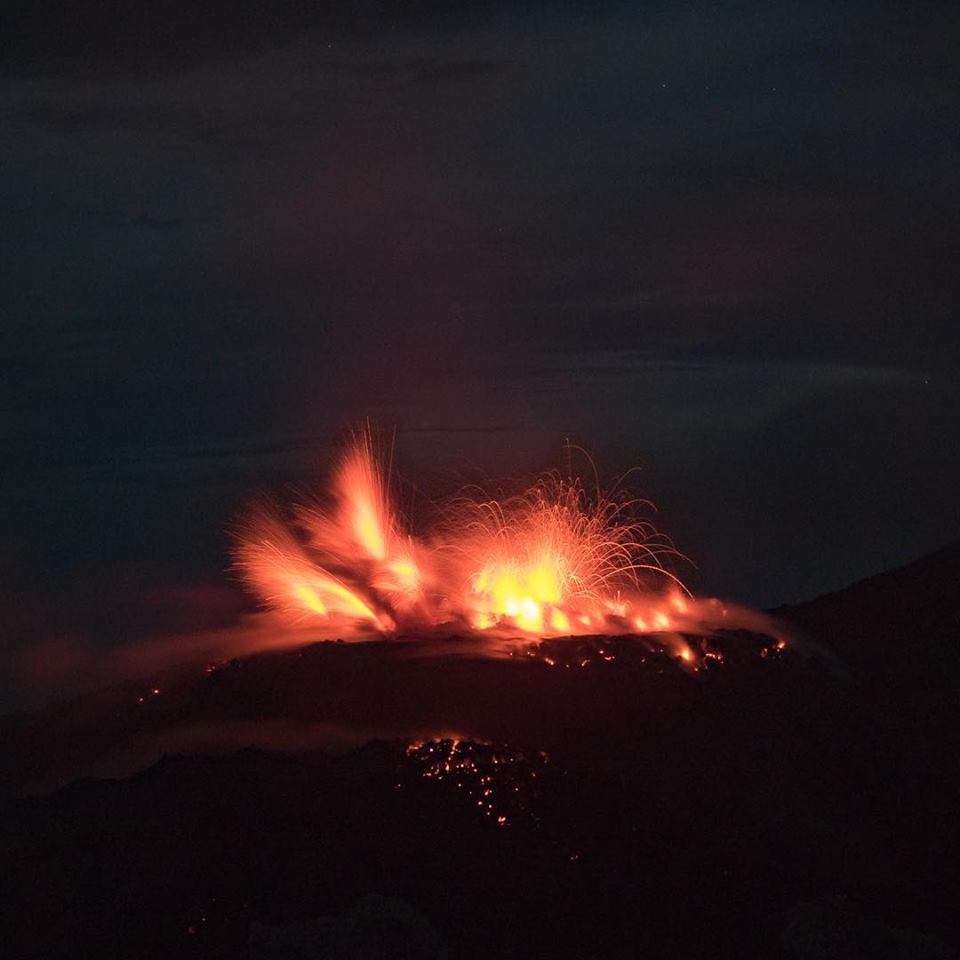 Lire la suite à propos de l’article 14 Novembre 2018. FR. Islande : Bárðarbunga , Colombie : Chiles / Cerro Negro , Kilauea : Hawaii , Indonésie : Ibu .