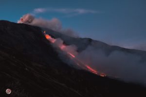 Lire la suite à propos de l’article December 27 , 2018. EN . Italy / Sicily : Etna , Indonesia : Anak Krakatau , Philippines : Mayon , Peru : Sabancaya .