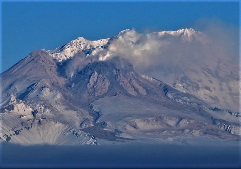 23 Janvier 2019. FR. Kamchatka : Sheveluch , Colombie : Nevado del Huila , Guadeloupe : La Soufrière , Guatemala : Fuego , Mexique : Colima .
