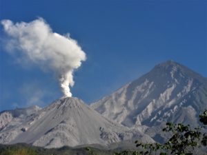Lire la suite à propos de l’article 21 Juin 2019. FR. Guatemala : Santiaguito , Japon : Aira ( Sakurajima)  , Colombie : Nevado del Ruiz , Indonésie : Sangeang Api  .
