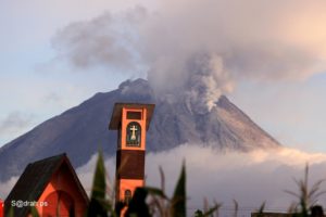 Lire la suite à propos de l’article May 25, 2019. EN. Indonesia : Sinabung , Indonesia : Agung , Mexico : Popocatepetl , Costa Rica : Turrialba / Poas / Rincon de la Vieja .